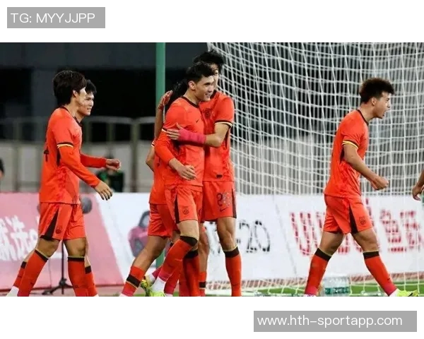 天秀表现！拜合拉木双响助力U22国足2-0领先韩国队